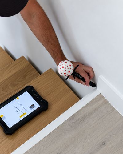 Digital 3D measurement of a floating staircase using the Leica iCON iCS50