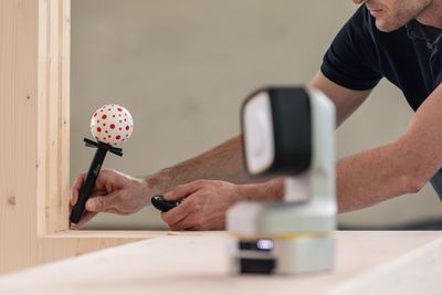 Digital 3D measuring pen and system in use on-site